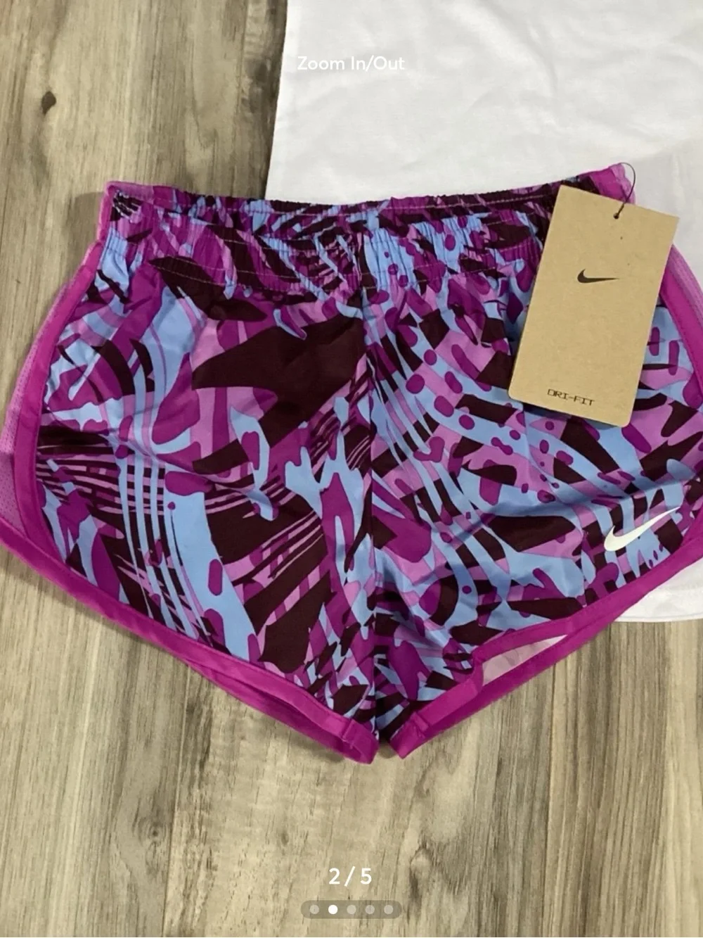 Nike Tee & Shorts outfit girls size 4/4T(NWT) ~PRICE FIRM, NO OFFERS~ - Picture 2 of 5